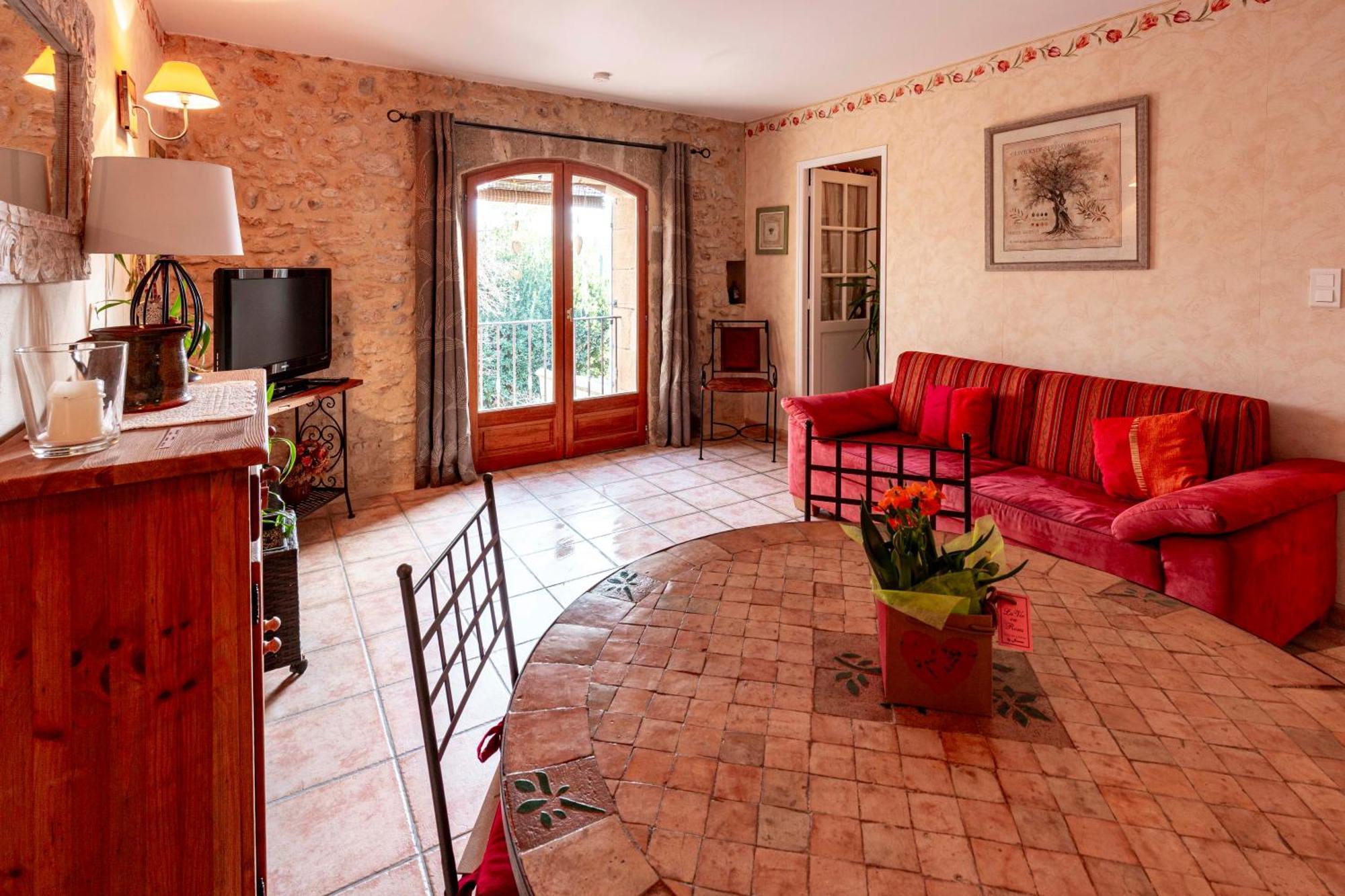 Guest house Mas Du Clos De L'escarrat 3*